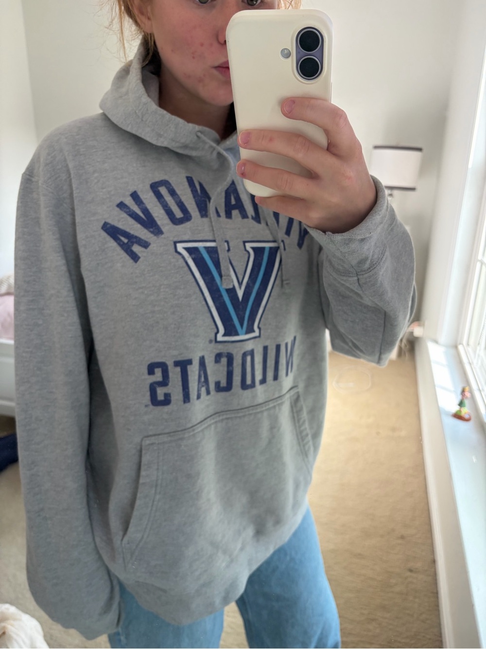 Villanova Wildcats Gray Pullover Hoodie - Women's